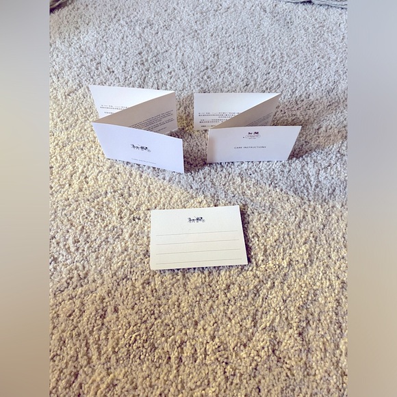 COACH 5-Piece Set INCLUDES FREE CARE CARDS - Picture 16 of 16